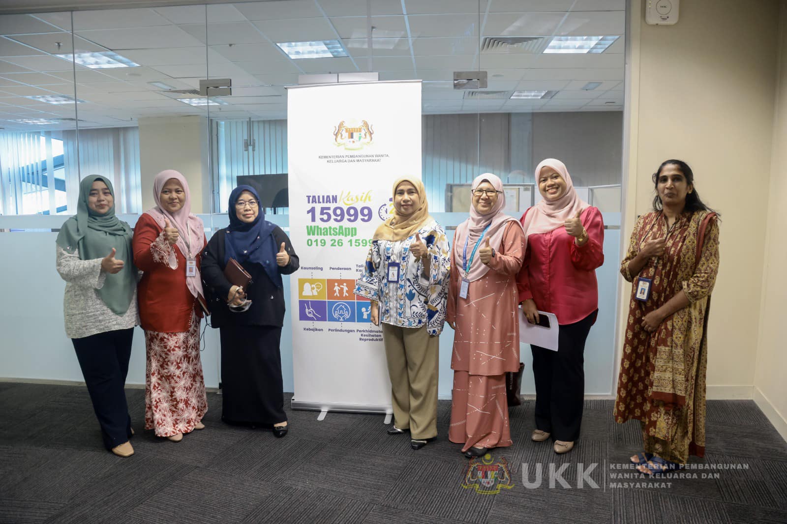 Sesi Tinjauan dan Libat Urus YBrs. Puan Farah Adura Binti Hamidi Timbalan Ketua Setiausaha (Operasi) Bersama Petugas Talian Kasih 15999