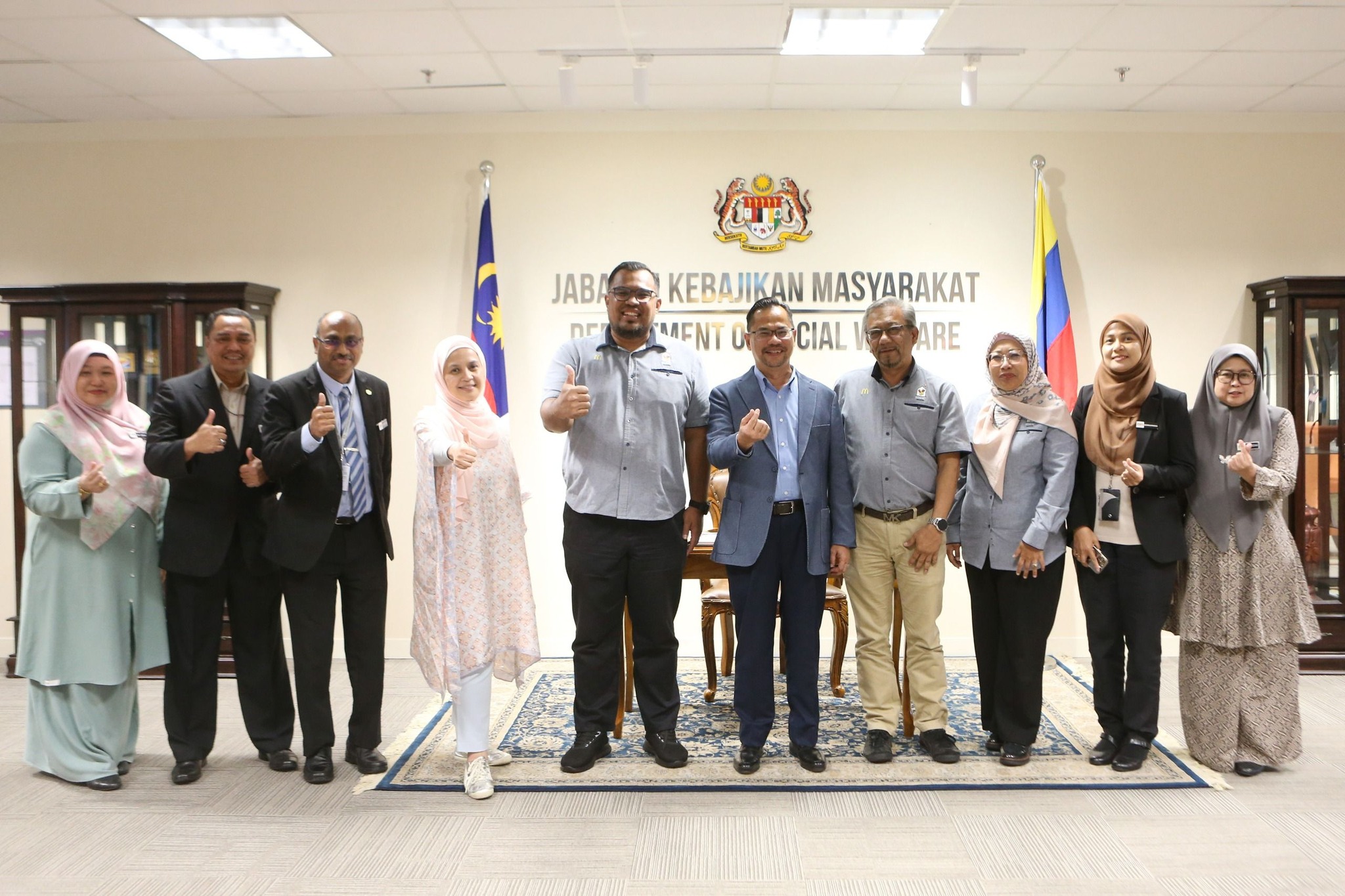 Kunjungan Hormat Persatuan Kebajikan Ronald McDonald Malaysia (RMHC) Malaysia & McDonalds Malaysia kepada Ketua Pengarah Kebajikan Masyarakat