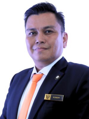 Encik Robert Jullong Anak Begat